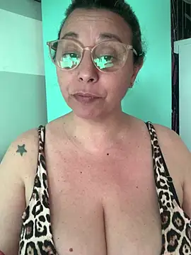 LupitaHaze's cam snapshot