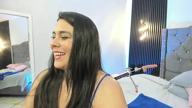 martina_foxy_'s cam snapshot