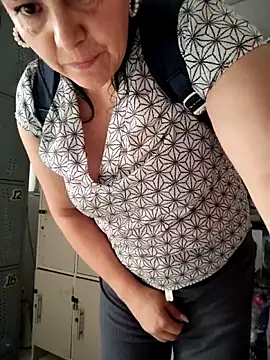 Natasha_miilf's cam snapshot