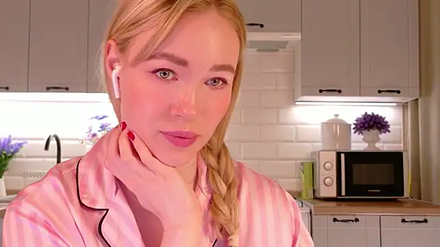 Veronika_Mitchel's cam snapshot