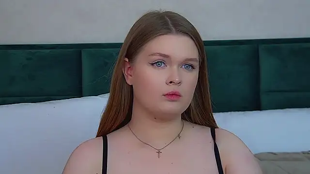 CrystalLyons's cam snapshot