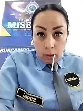 CRISTAL__11's cam snapshot