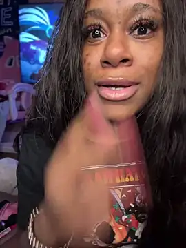 Tikalalin live sex cam