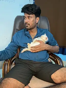 MeekBatgirl's cam snapshot