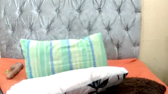 Lollilips105's cam snapshot