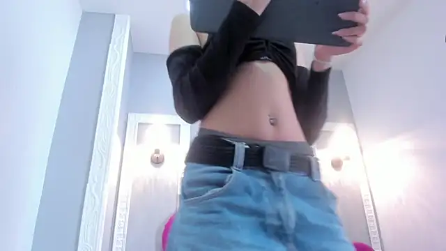 Bonniie_22's cam snapshot