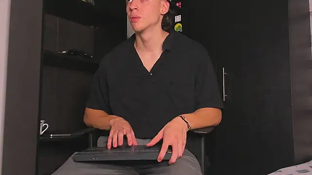 Dimitri_higth420's cam snapshot