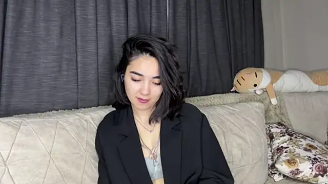 TAG_MIGGI live sex cam