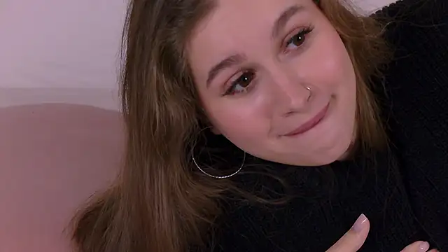 EllieHayes's cam snapshot