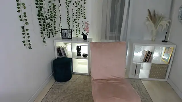 Laly_Peach's cam snapshot