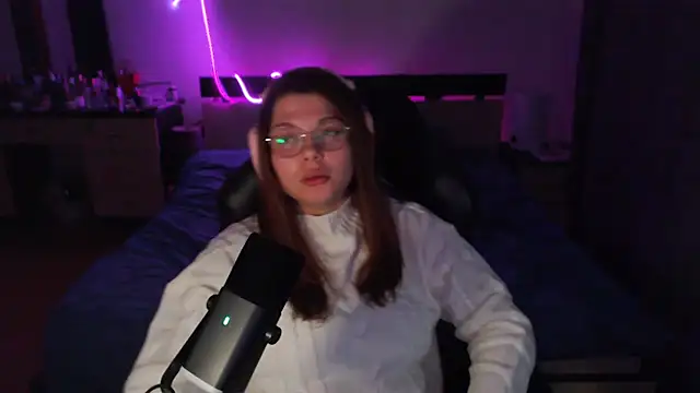 helengilmor's cam snapshot