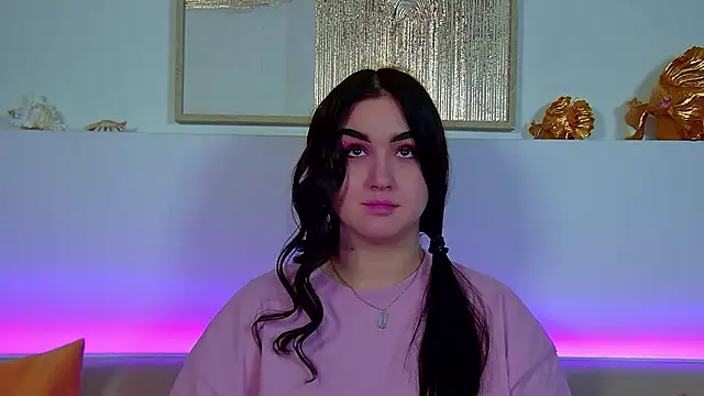 ChristinaMilton's cam snapshot