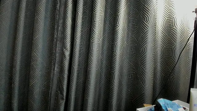 Hustle_Babyy live sex cam