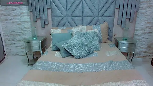 chairahot2 live sex cam