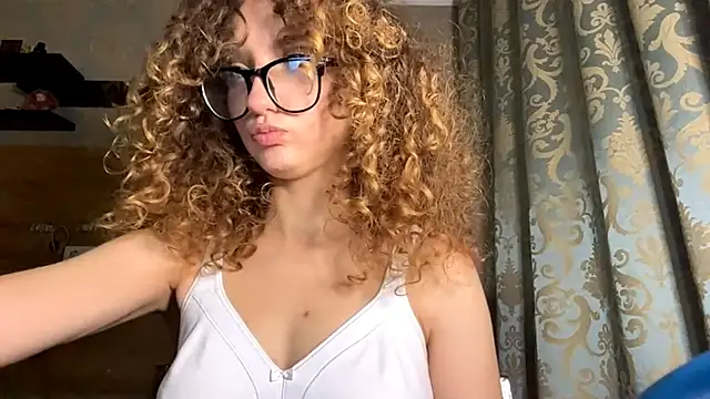 BrocadedEmulsion's cam snapshot