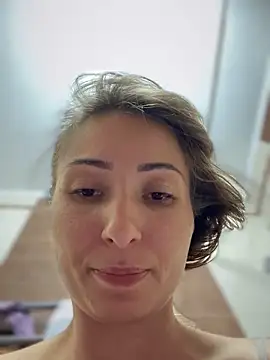 LetsFunKARINA live sex cam