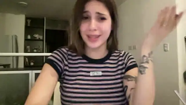 Lolykush's cam snapshot