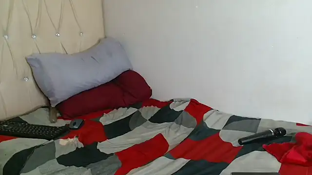 Sexybella-97 live sex cam