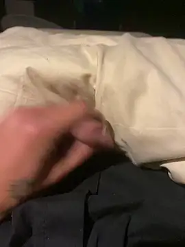 FestiveWolf225 live sex cam