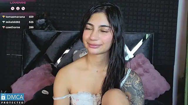 SolBeaumont1's cam snapshot