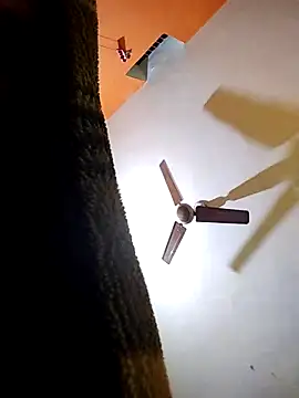 hootmom live sex cam