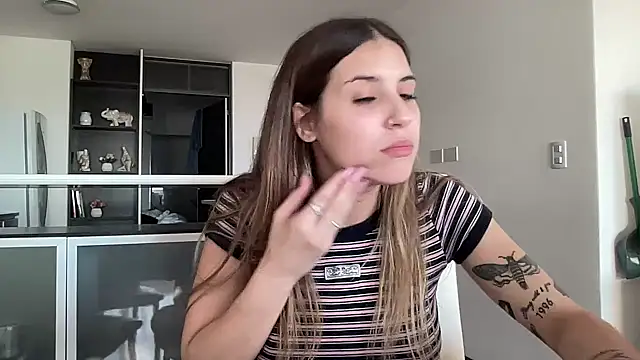 Lolykush's cam snapshot