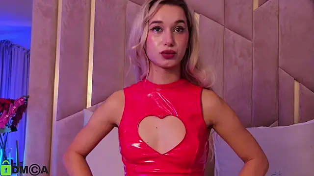 MaeveDream's cam snapshot