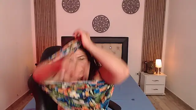 Serena_Houstonn's cam snapshot