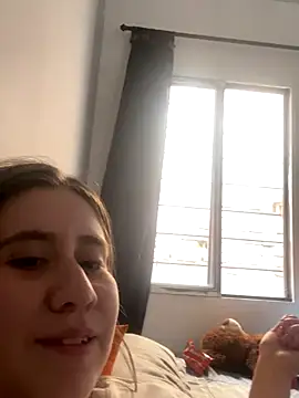 Scarlett_Noire_outdoors's cam snapshot