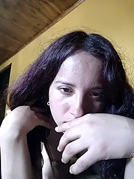 Chloe_2-4's cam snapshot