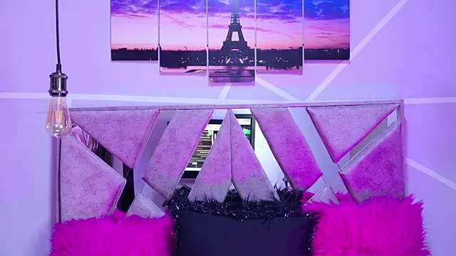 megha_noa's cam snapshot