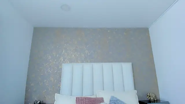 KaylieBrooks's cam snapshot