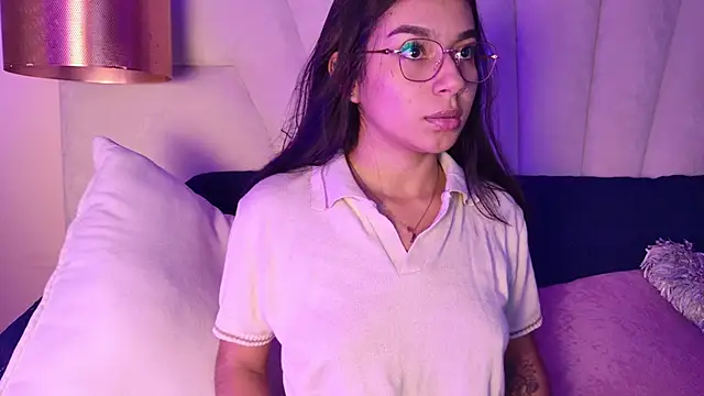 AlyssaRay's cam snapshot