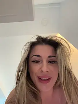 IsabellaEtthan's cam snapshot