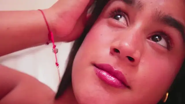 bonniekim_'s cam snapshot