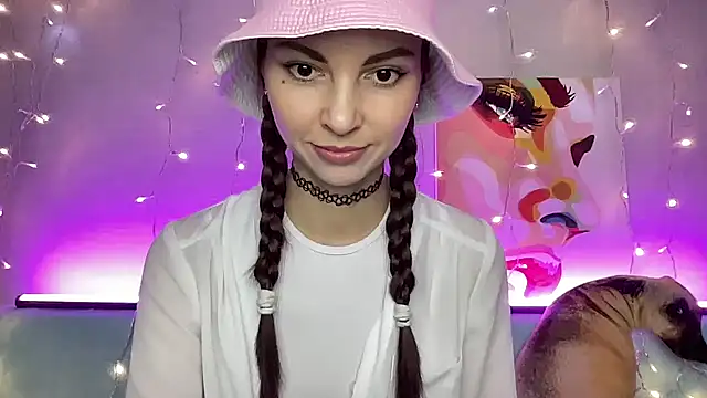 Musicalgirl's cam snapshot