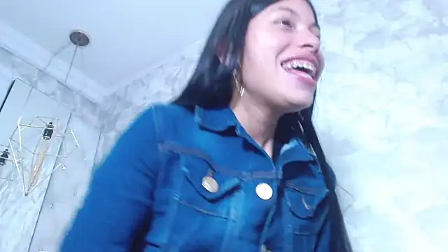 NataliePetite3x's cam snapshot