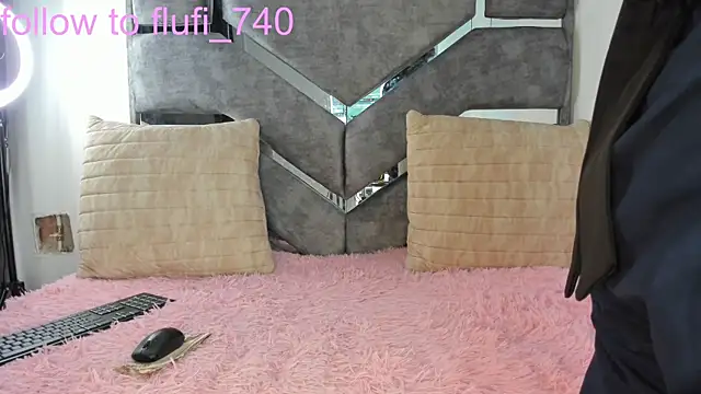 Flufi_740's cam snapshot