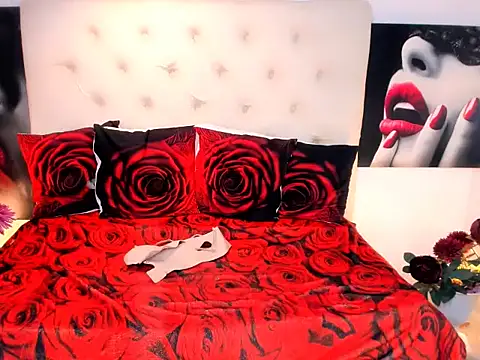 Playfullmaniac live sex cam