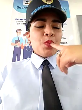 MAYE__13's cam snapshot