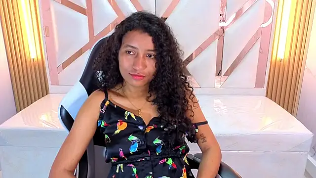 ninadelight_tp's cam snapshot