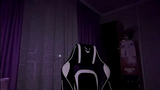 HollyPaw's cam snapshot