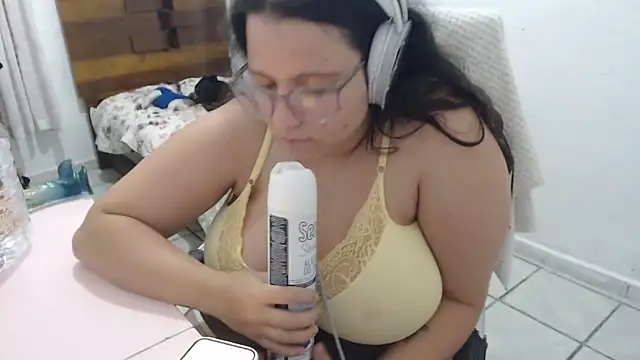 isanhaiaka's cam snapshot