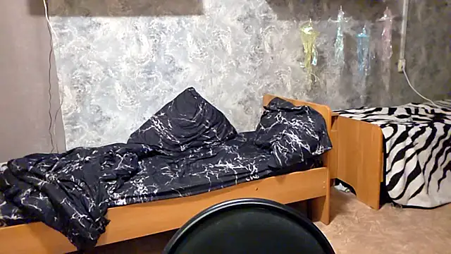 Beeping_Creature's cam snapshot