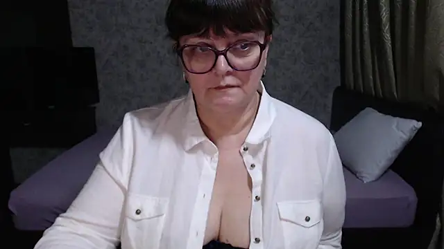 BrandiOhNight's cam snapshot