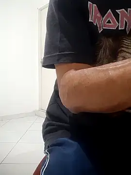 bbehemothh's cam snapshot