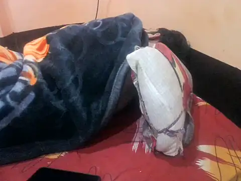 rahulkajuuu0909's cam snapshot