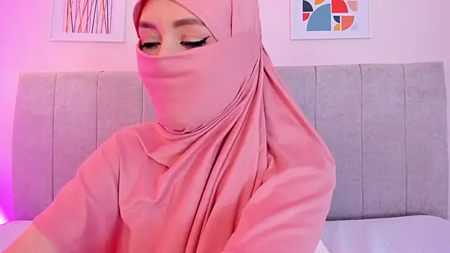 fatiima_'s cam snapshot