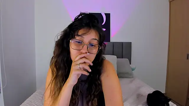 nataliepeterson's cam snapshot