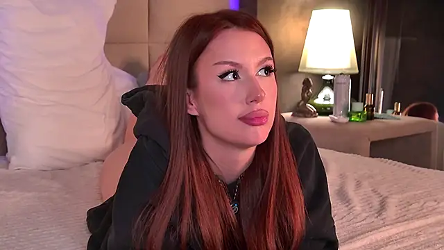 DianaGlow's cam snapshot